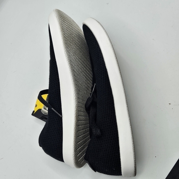 Allbirds shoes size 8 - Picture 6 of 12